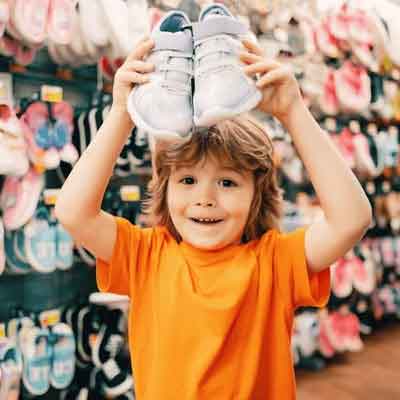 Best Kids footwear manufacturers and suppliers in delhi