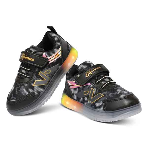 Kids footwear manufacturers in delhi