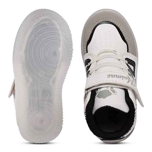 Best Kids footwear suppliers in delhi